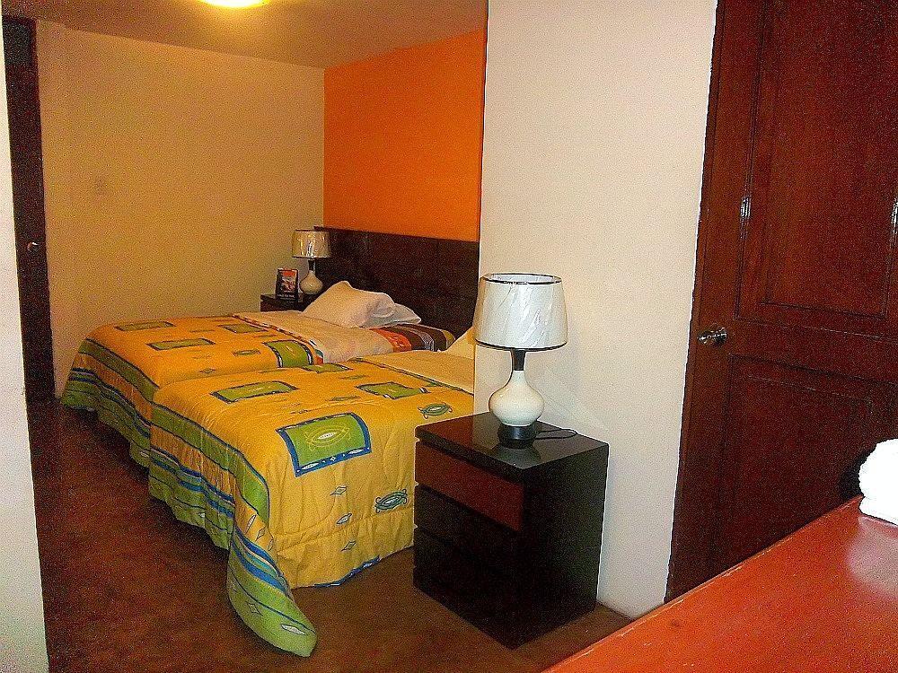 La Hacienda Peruana Hostel Лима Екстериор снимка